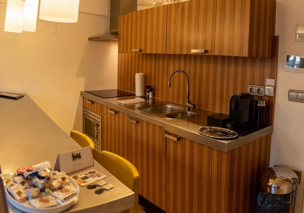 Dutch Masters Amsterdam Apartment, 1 Bedroom (Piet Mondriaan) 4