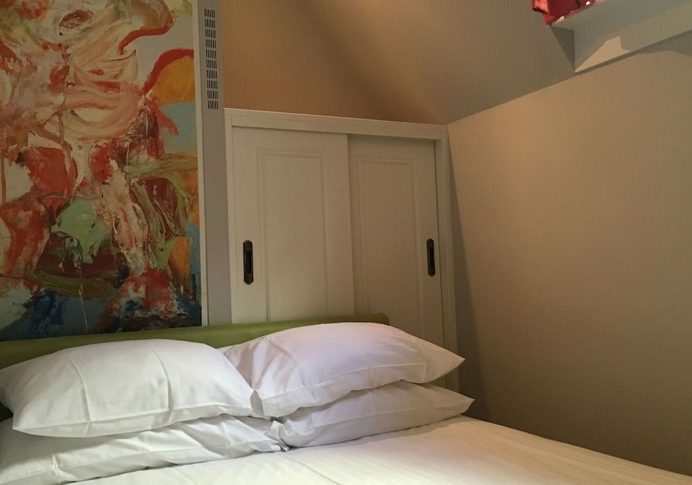 Dutch Masters Amsterdam Apartment, 1 Bedroom, Garden View (Willem de Kooning) 2