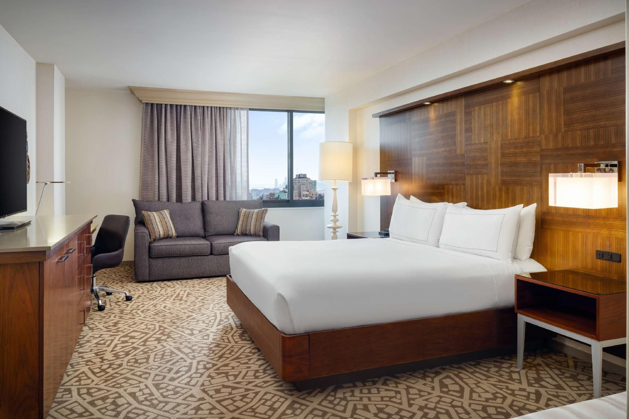 1 Kg Corner Empire View Studio Ste W/Sofabed