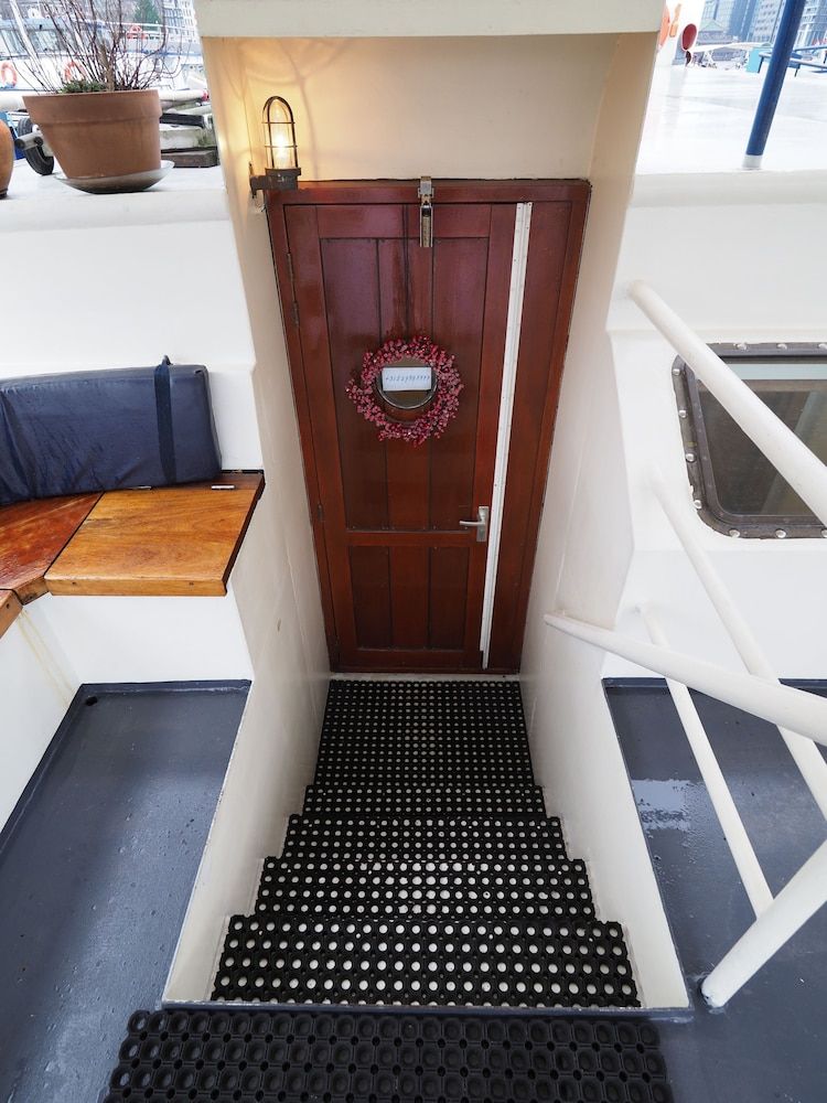 undefined Hotelschip Sarah 5