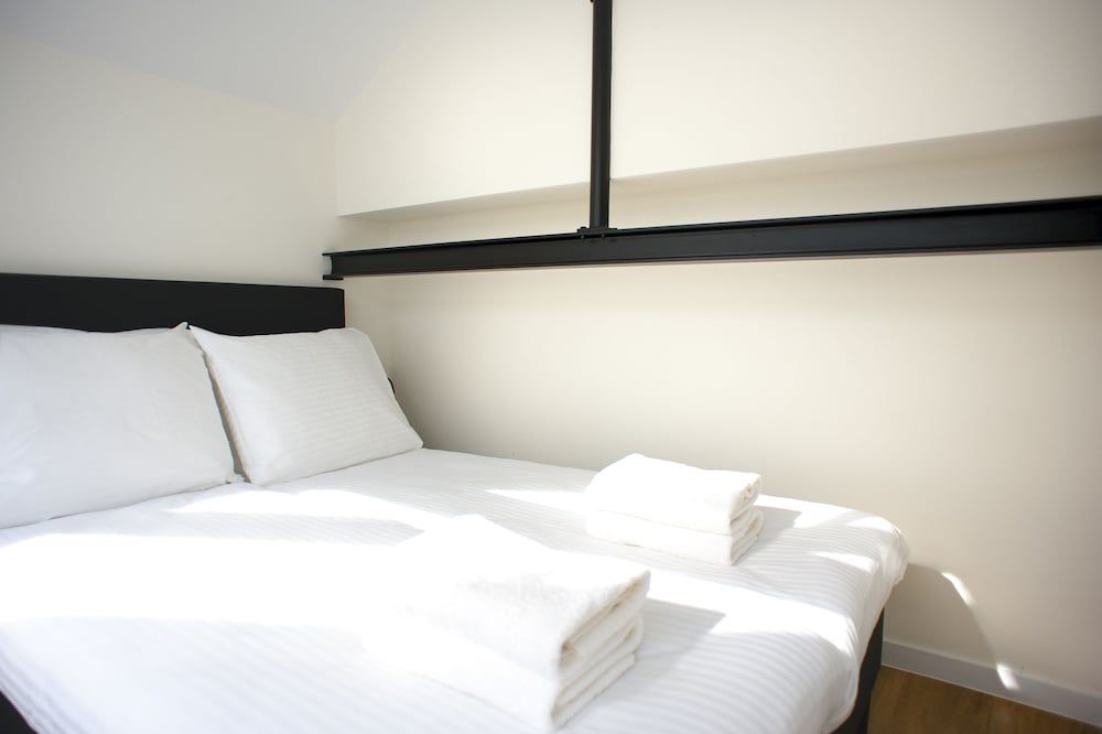 I Hotel Double or Twin Room, Mezzanine