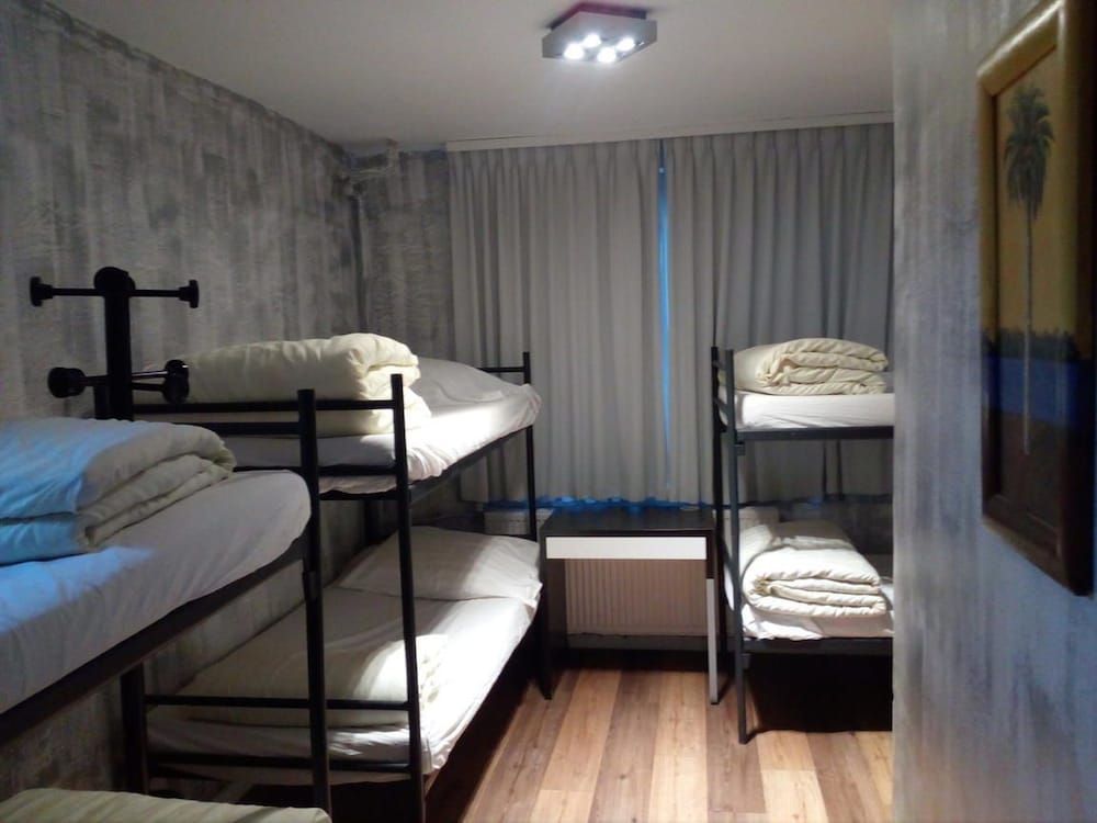 undefined Amsterdam Hostel Centre 4
