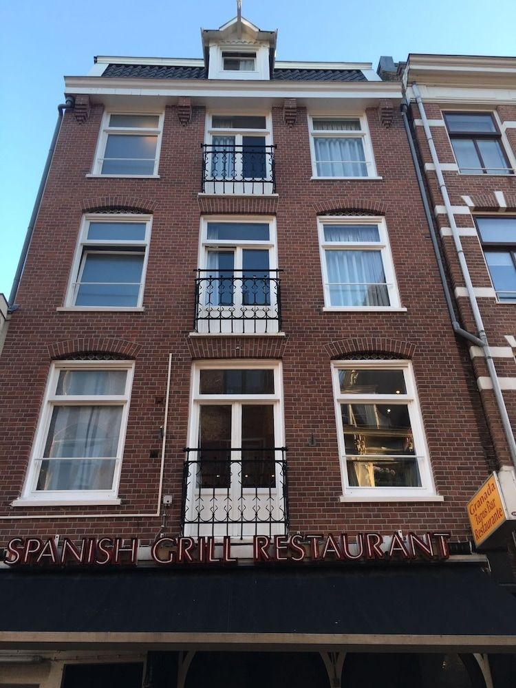 undefined Amsterdam Hostel Centre