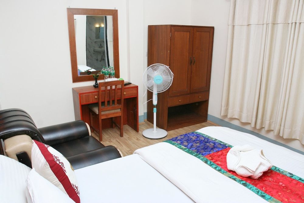 Thamel Backpackers Home Single Room 4