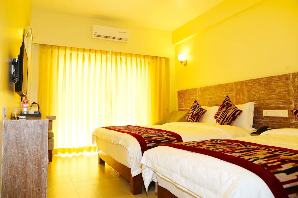 Deluxe Family Room with Balcony