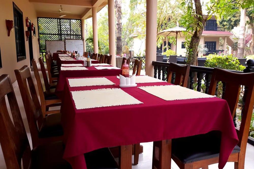 undefined Hotel Parkland 10