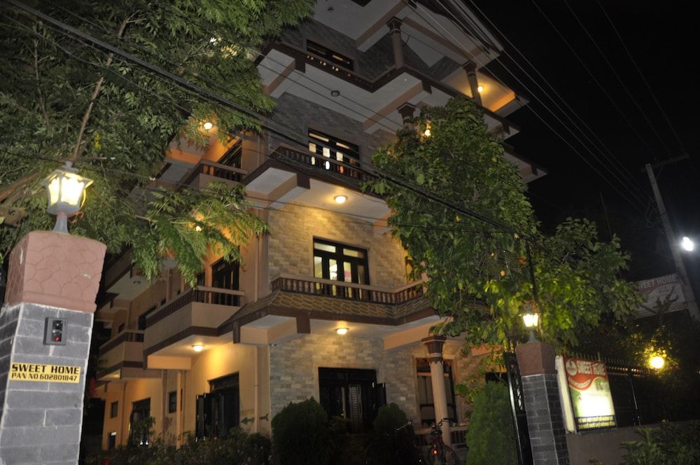 undefined Sweet Home 6