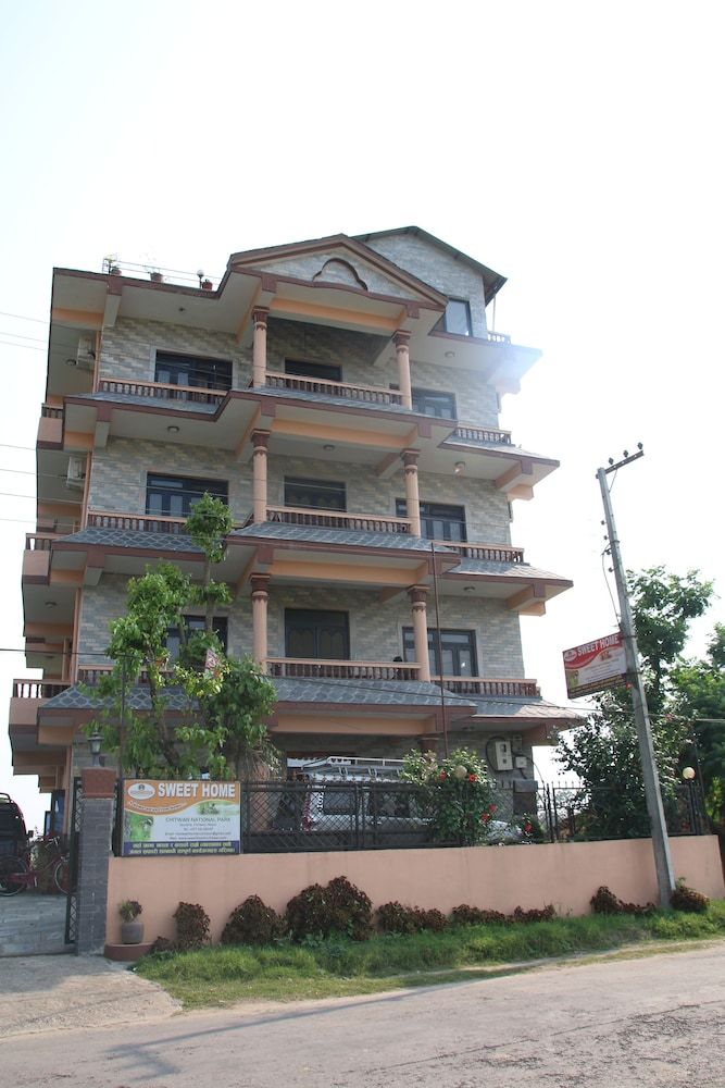 undefined Sweet Home 3