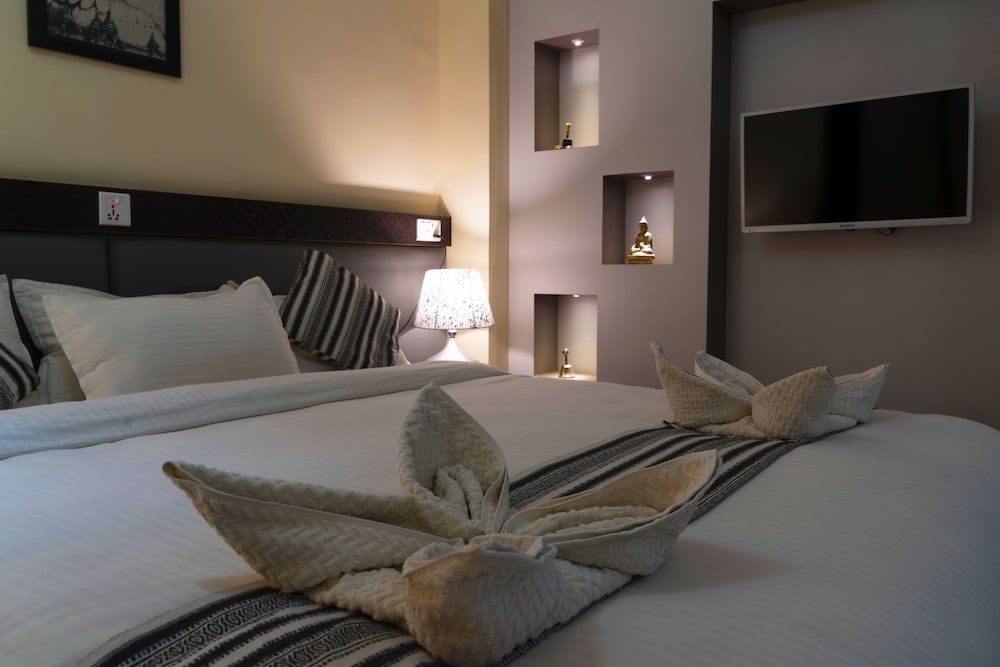 The Glasshouse Hotel & Hostel Deluxe Room 4