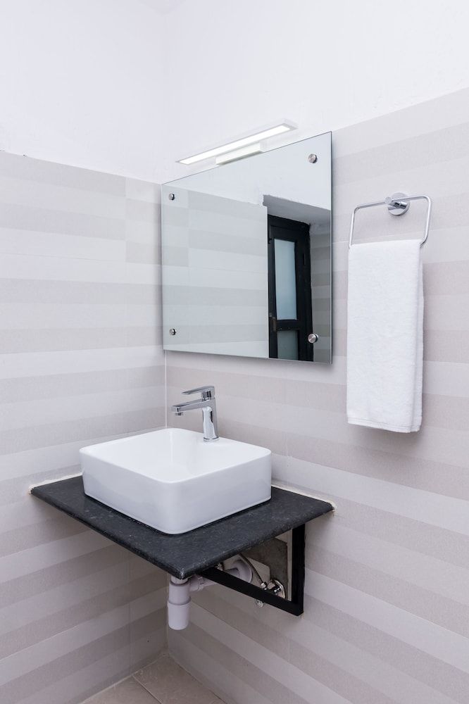 The Museum Bed and Breakfast Junior Suite, 1 King Bed 7