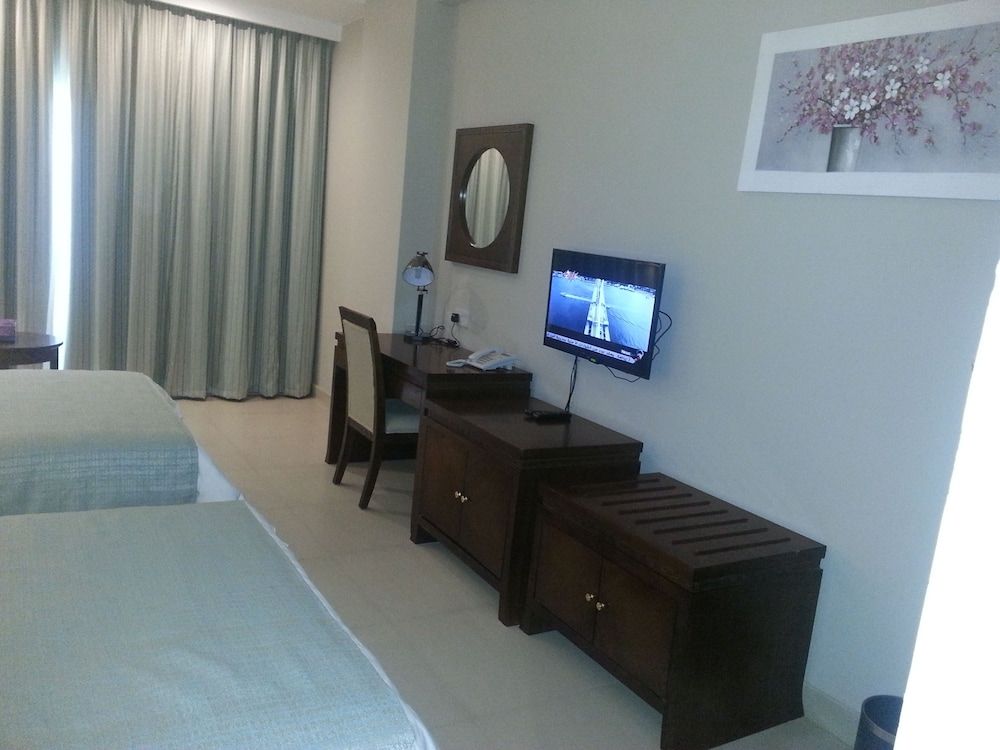 Muscat Inn Hotel Twin Room 4