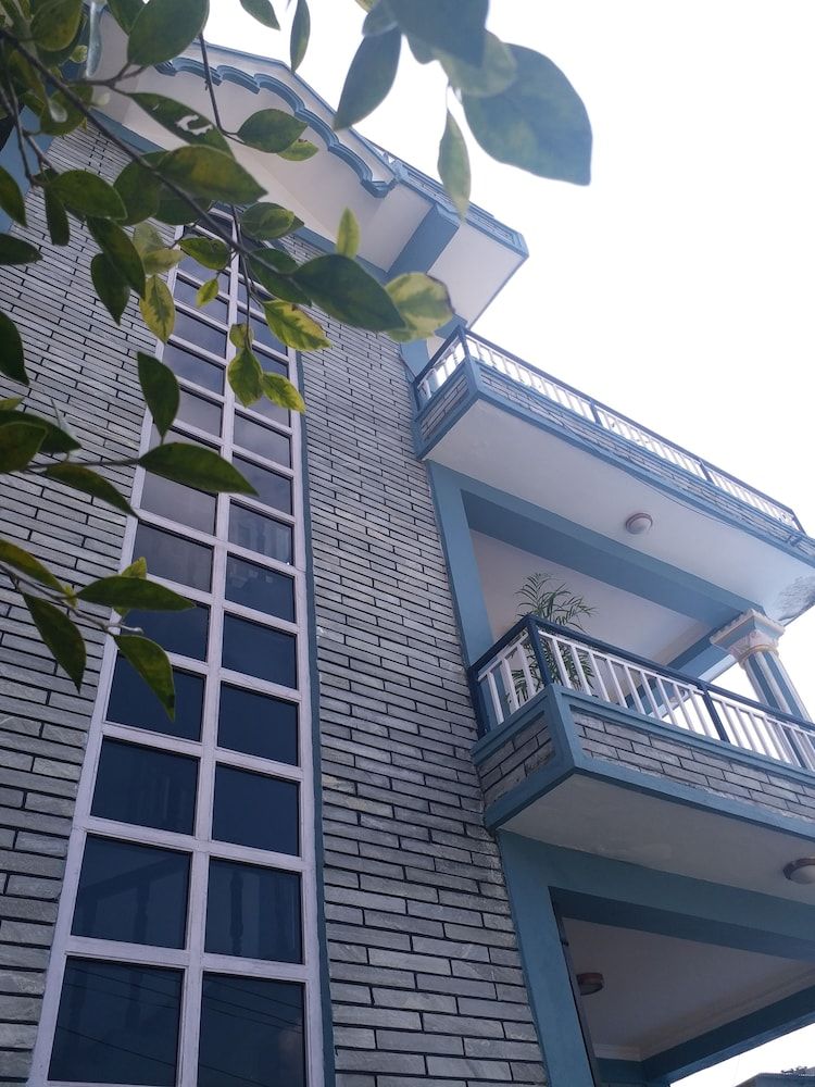 undefined Apartment with mountain and lake view 2