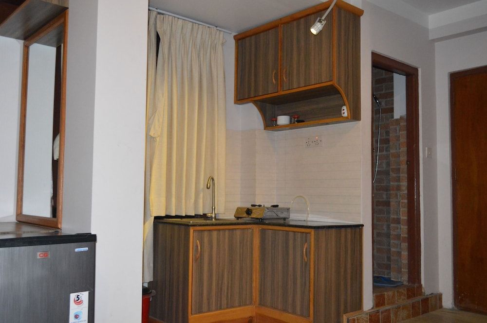 k2Homes Basic Studio, 2 Twin Beds 13