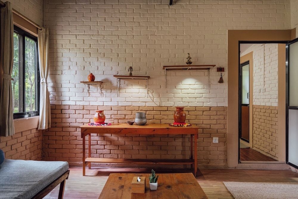 Nana Jungle Resort Near Chitwan National Park Deluxe Room 7