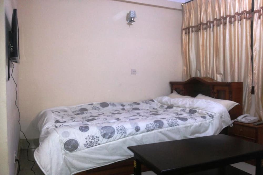 undefined Mandakini Hotel 4