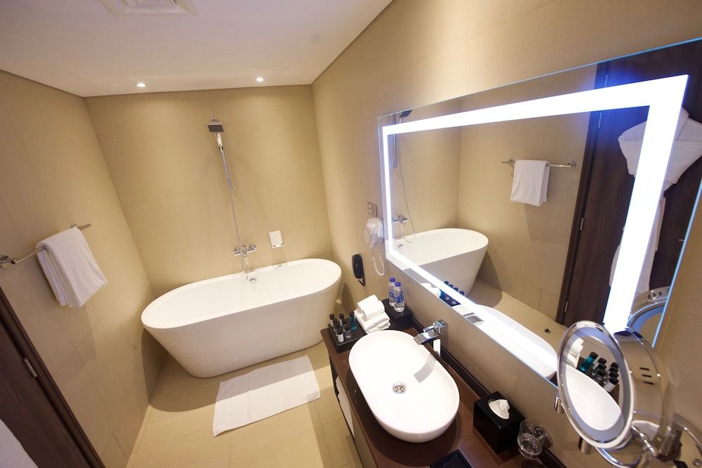 Carnelian By Glory Bower Hotel Premier Double Room 7