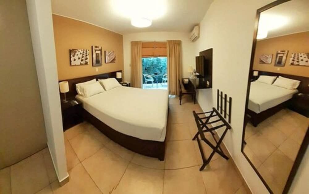 undefined Girasoles Hotel 7