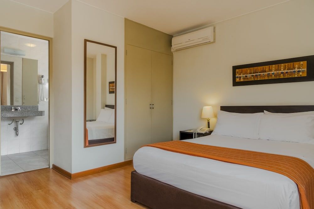 Girasoles Hotel Double Room 3