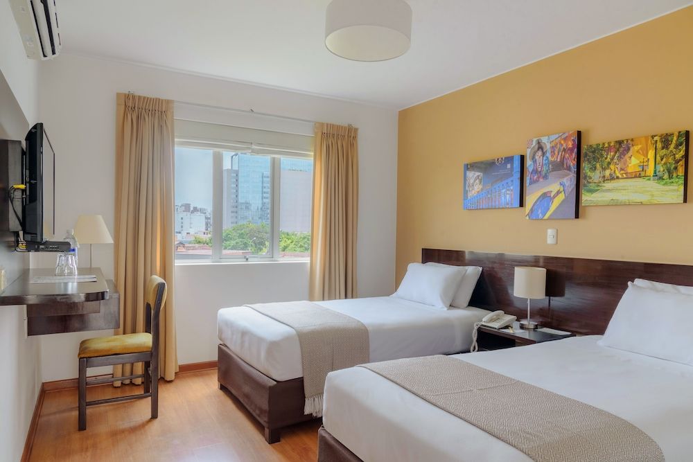 undefined Girasoles Hotel 2
