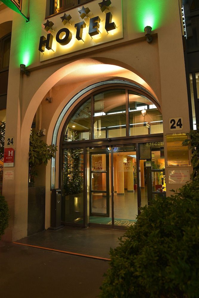 undefined Opera Cadet Hotel 10