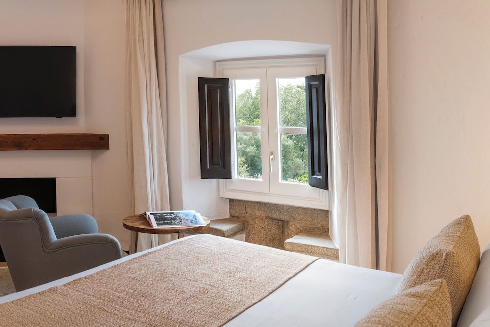 Sallés Hotel Mas Tapiolas Design Room (1 Massage per person) 10