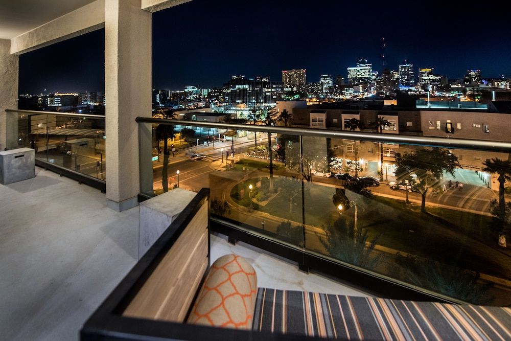 undefined FOUNDRE Phoenix 8