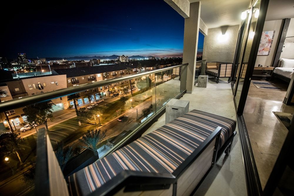 undefined FOUNDRE Phoenix 7