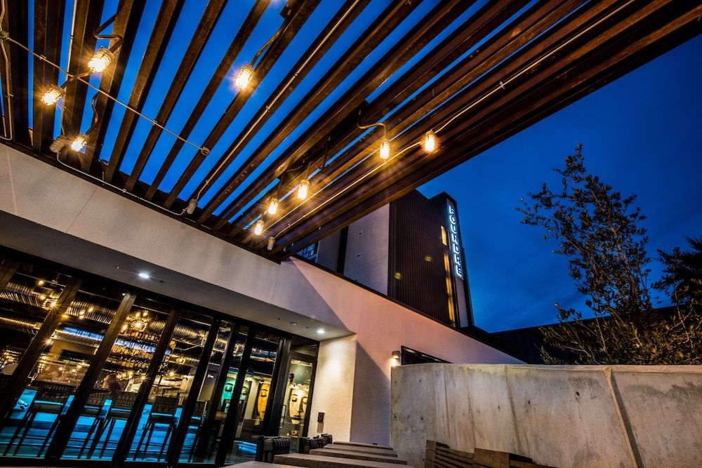 undefined FOUNDRE Phoenix 3