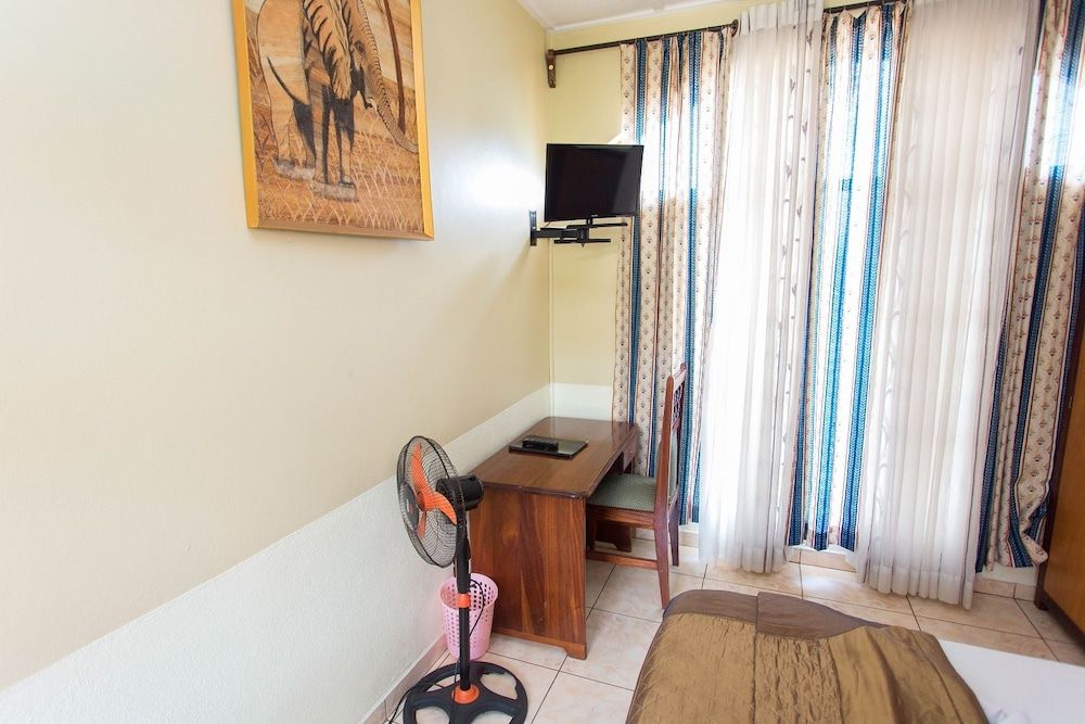 undefined IRIS Guesthouse