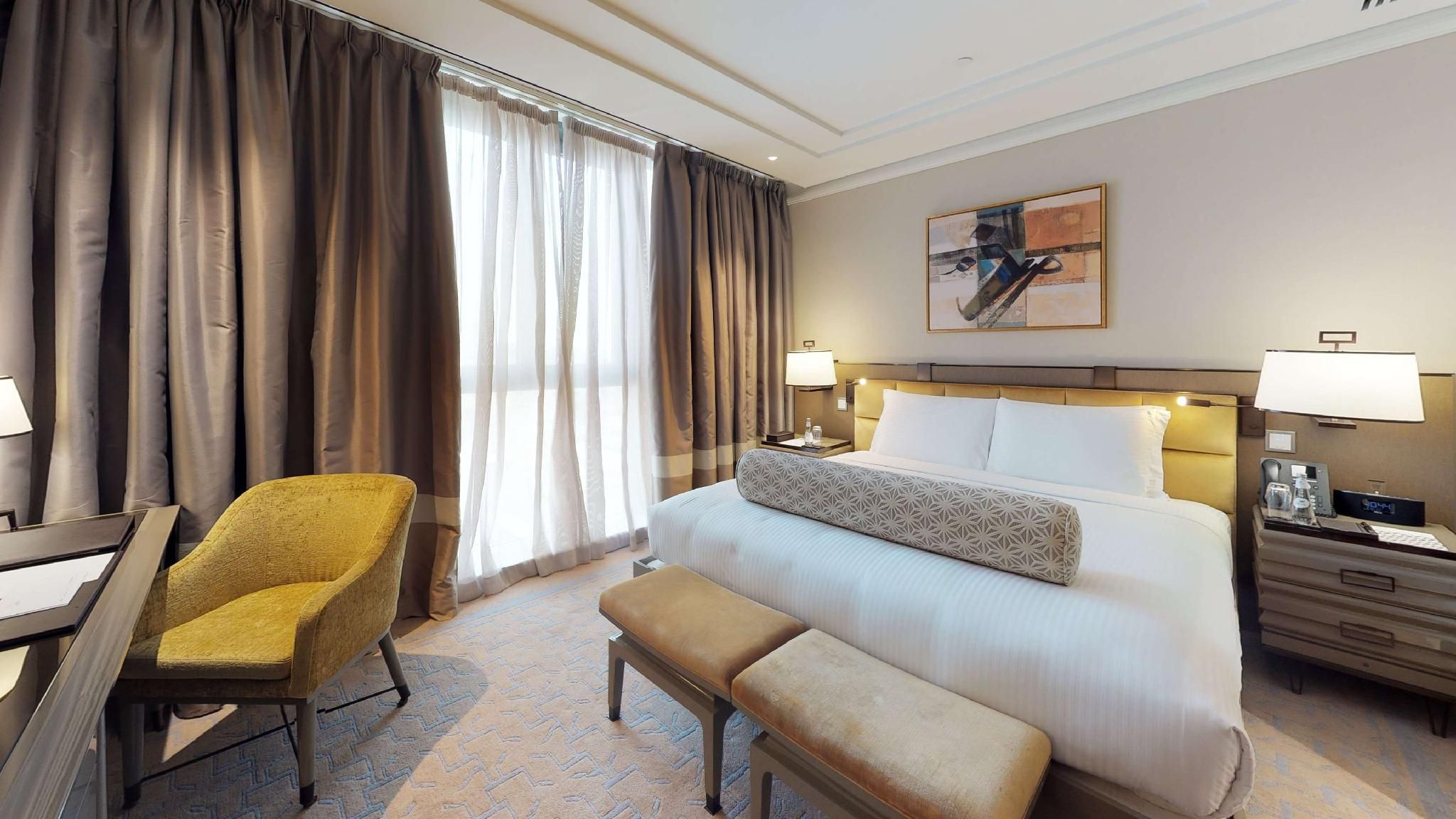 King Corner One Bedroom Suite