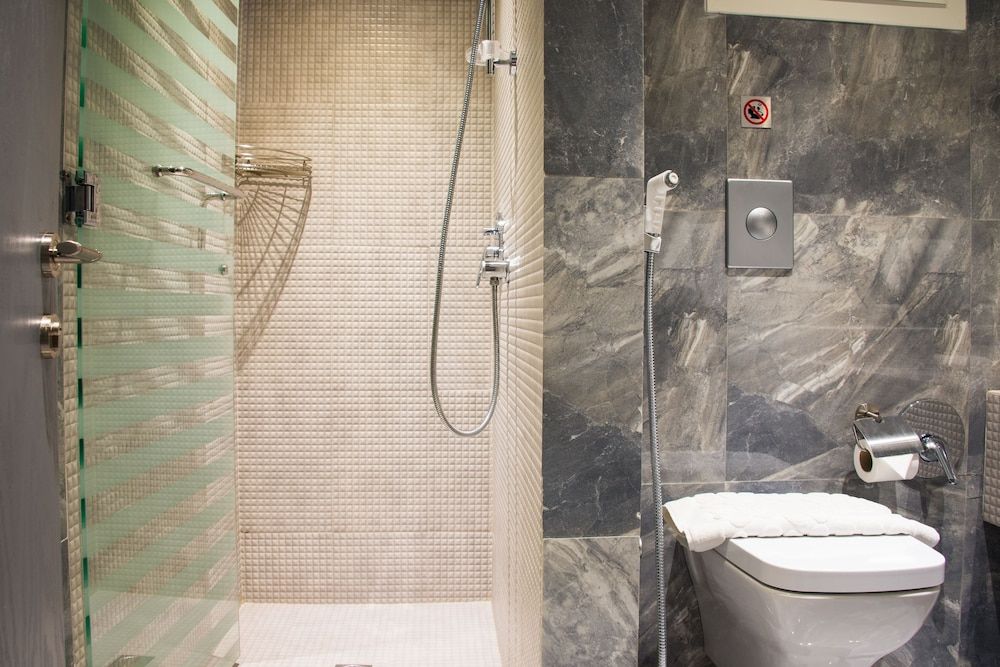 Shatha Hotel Studio, 1 King Bed 5