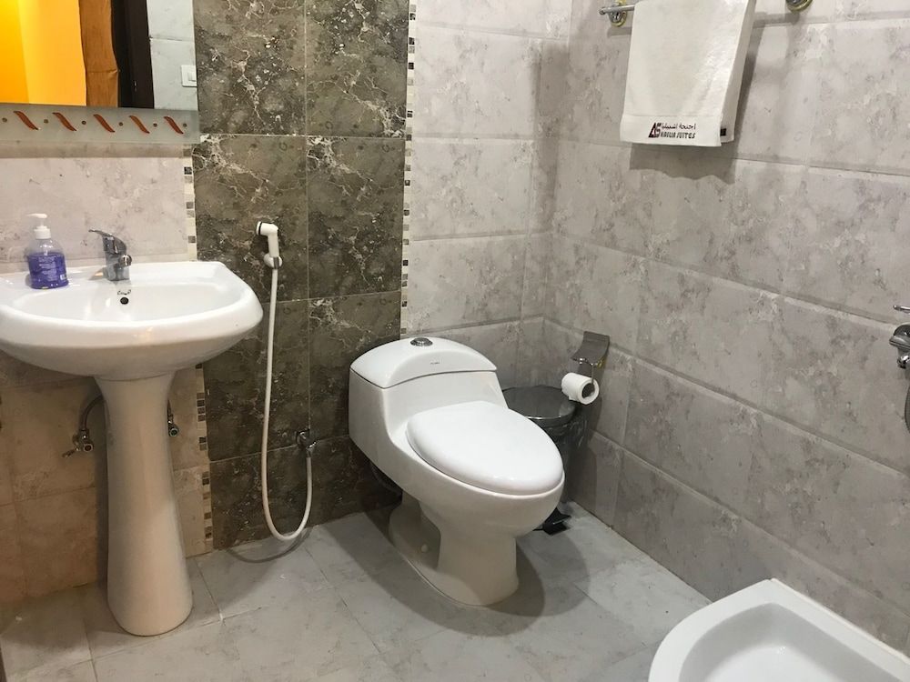 Ashbiliah Suites Apartment, 1 Bedroom 3