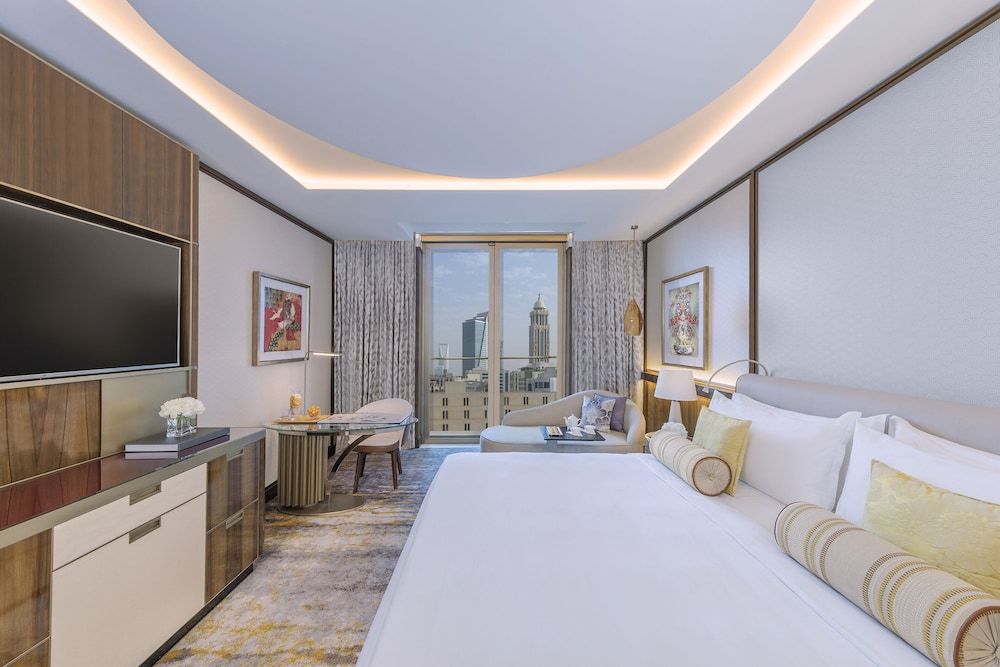 Mandarin Oriental Al Faisaliah, Riyadh Superior Room, 1 King Bed 2