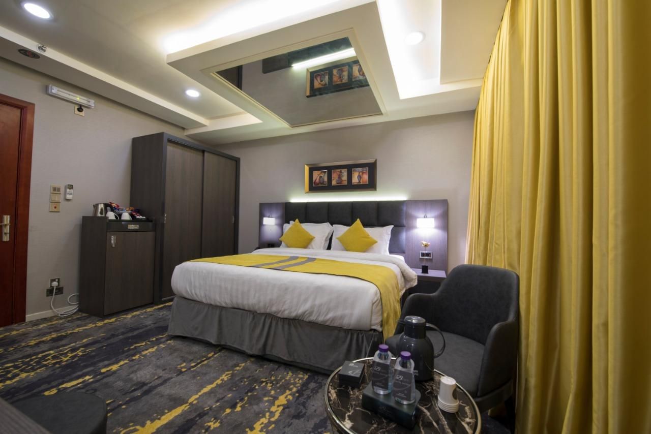 Bram Hotel Suites Business Queen