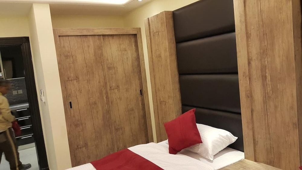 undefined AlToot Palace Furnished Apartments 7