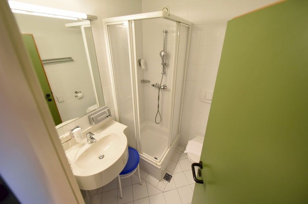 Hotel Neutor Express Double Room 4