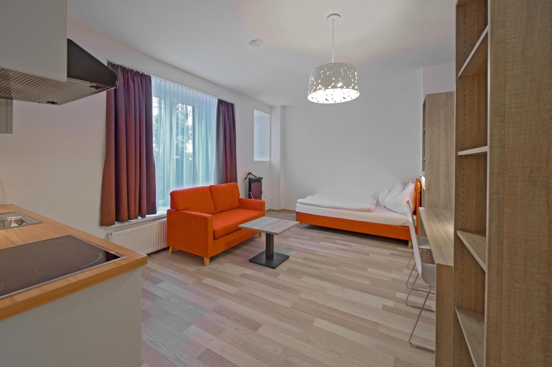 Studio Apartment (120x200 Bed)