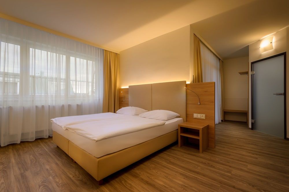 City Hotel Stockerau Comfort Single Room 3