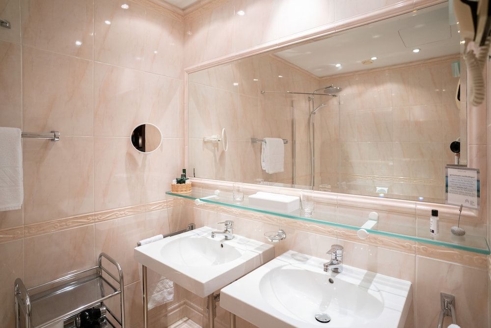 König von Ungarn Double Room 17