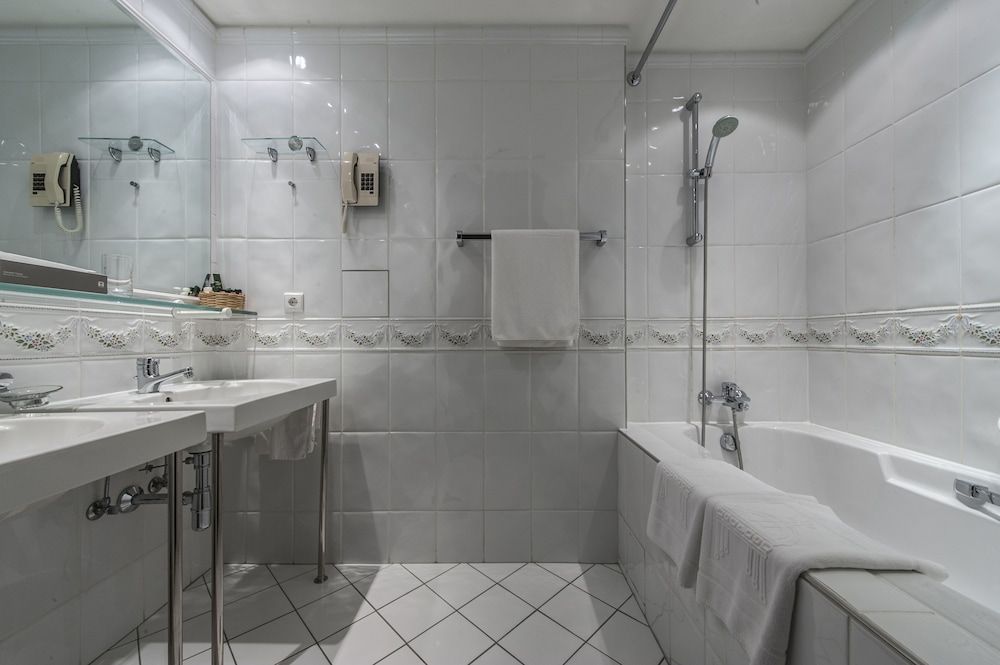 König von Ungarn Double Room 14