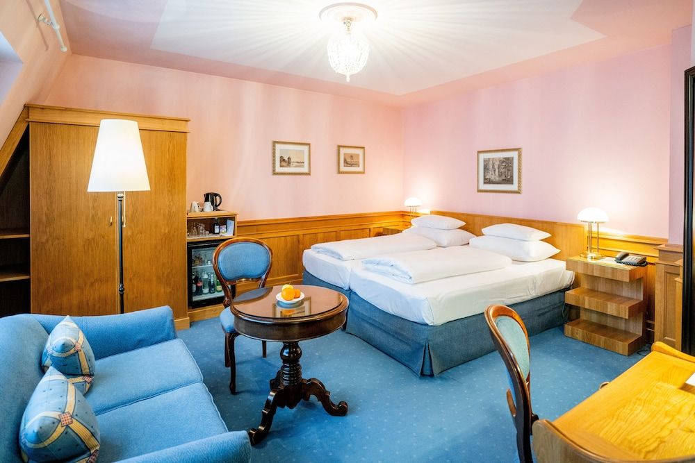 König von Ungarn Double Room 8