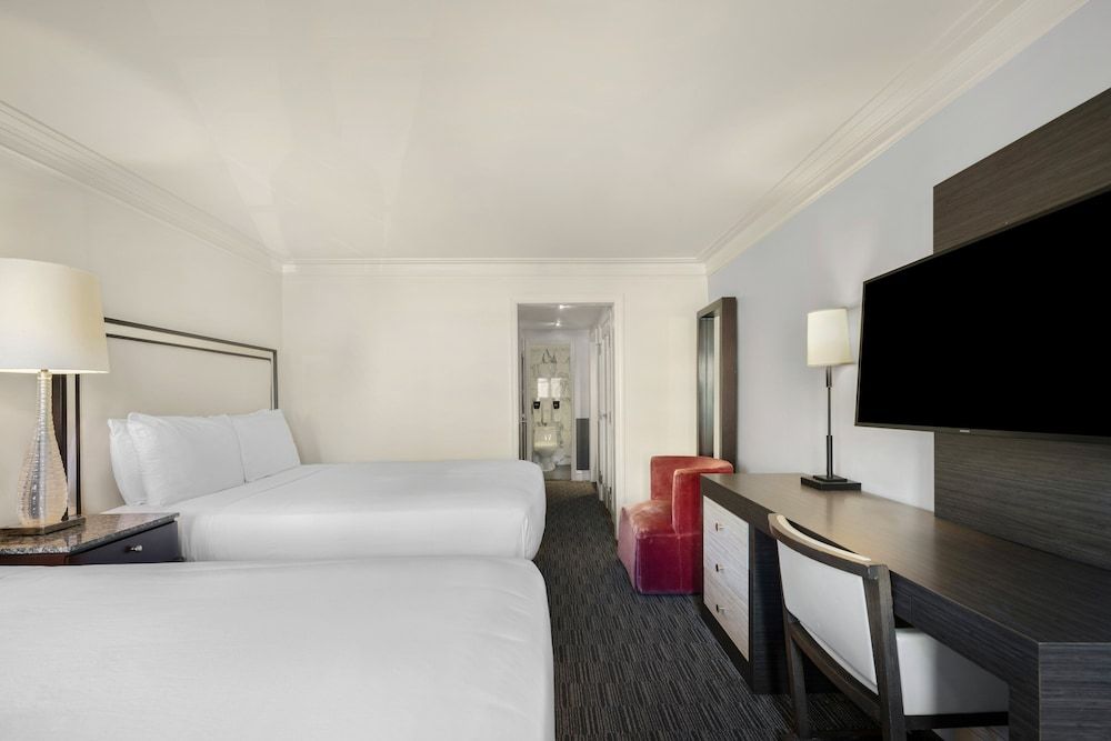 undefined The Normandy Hotel 9