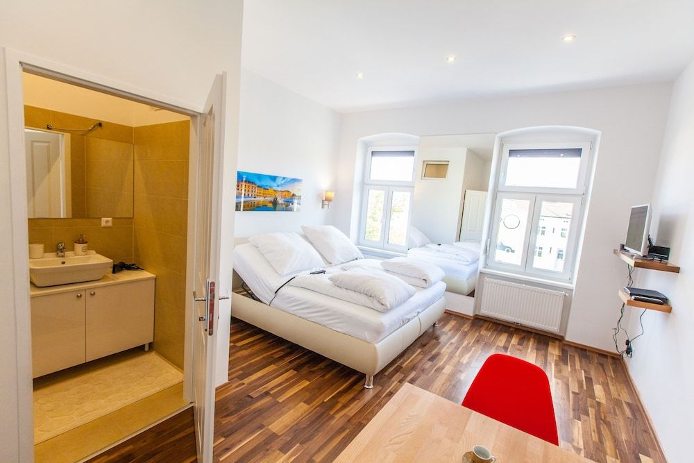 undefined City Apartment by Stadthalle