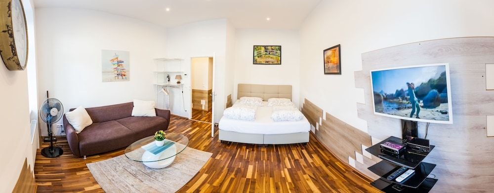 undefined Vienna Market Apartment 3