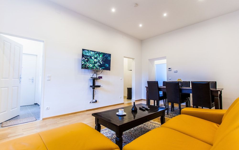 undefined Vienna Market Apartment 8