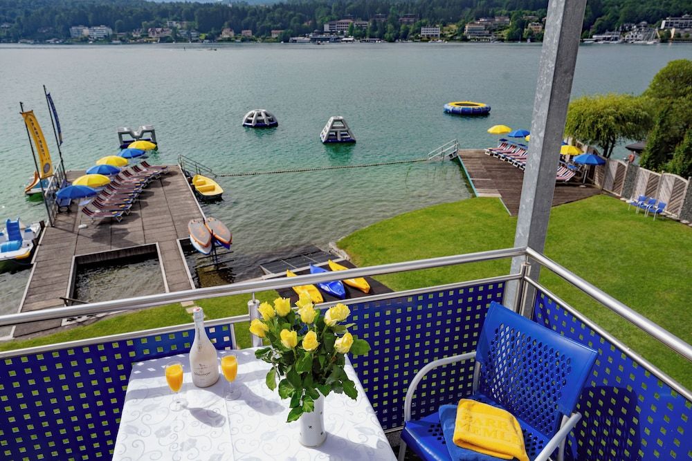 Barry Memle Lake Side Resort Double Room 4