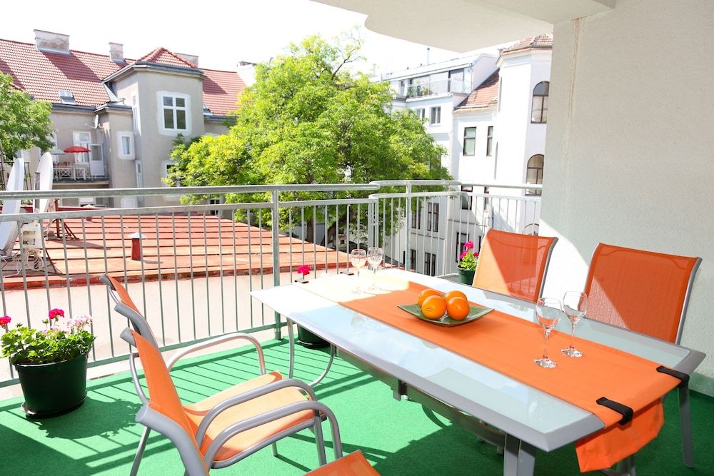 undefined Tivoli apartments Vienna 2