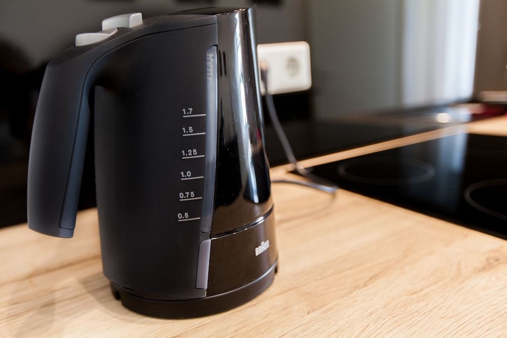 Central Apart 1 Min to Metro and Garage Family Apartment, 2 Bedrooms (with garage) 16