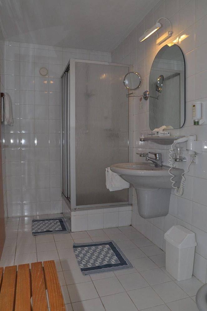 Hotel Zum goldenen Hirschen Double Room 2