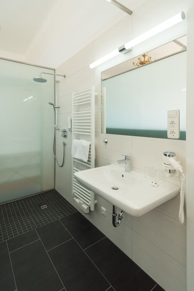 Seehaus Familie Leifer Panoramic Apartment, Balcony, Lake View (Apt Villa) 4